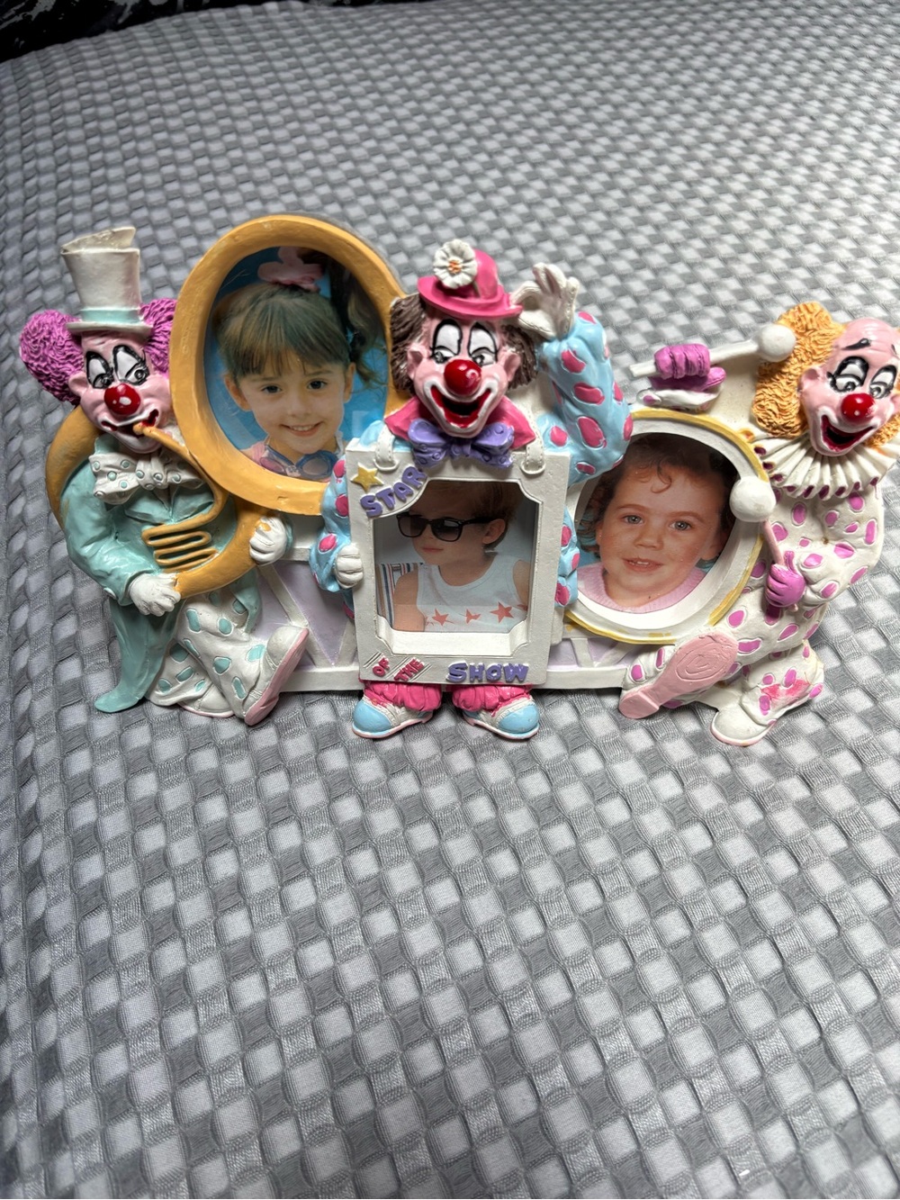 Vintage 1992 Malden Design 3D Circus, Clown Photo Frame New Hand Painted